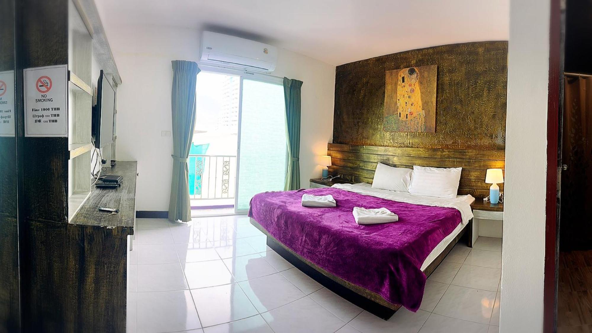 Patong The Shades Hotel 50 Meter Beach Front מראה חיצוני תמונה